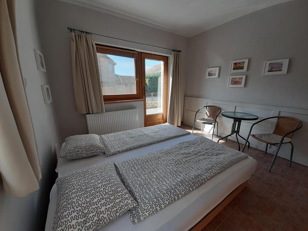 Familia Apartmanhaz Keszthely Eksteriør bilde